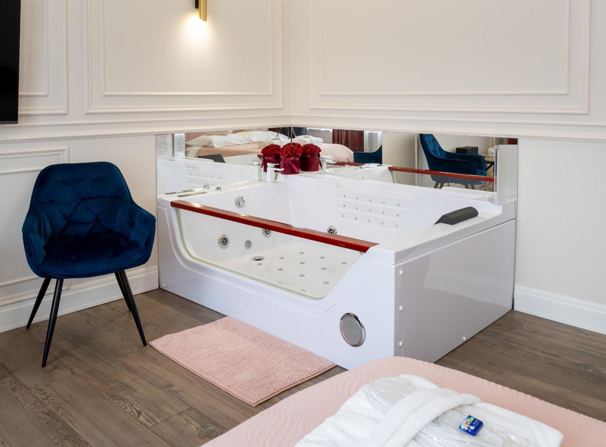 Glamour Prywatne Jacuzzi Starowislna *
